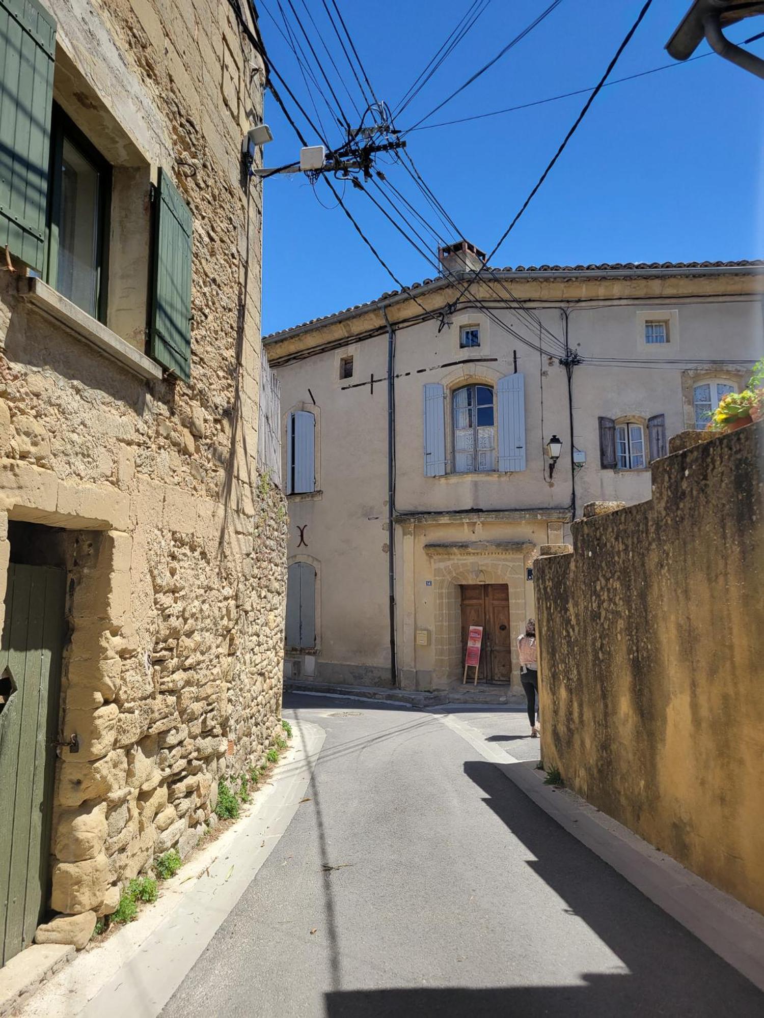 Studio Spacieux De Caractere Montaren-et-Saint-Mediers Exterior photo
